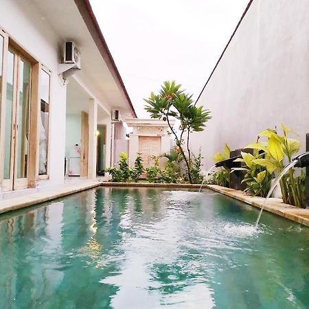 Villa Santika Banjar  Exteriér fotografie